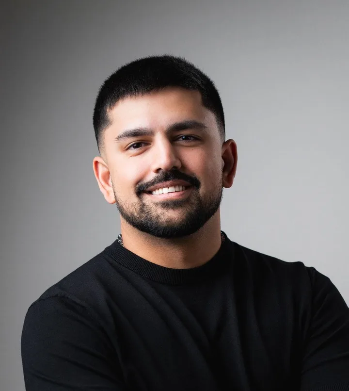 Portrait of Shayan Parsai